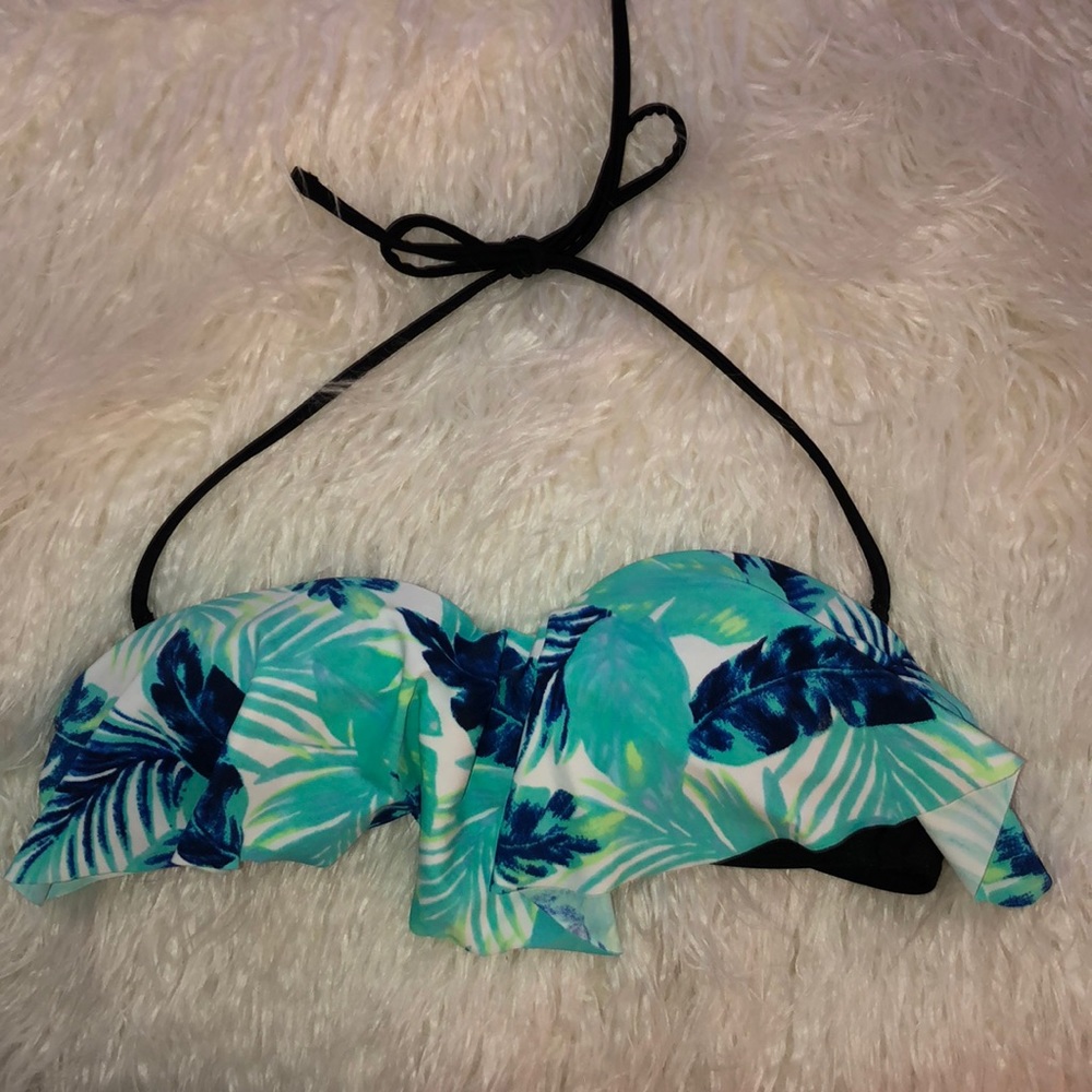 NWOT Bathing Suit Top